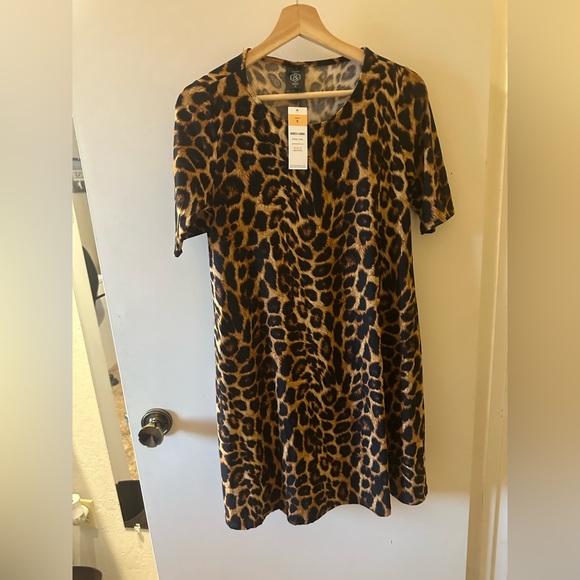 Agnes & Dora Dresses & Skirts - Agnes & Dora Wild Pattern Swing Tunic